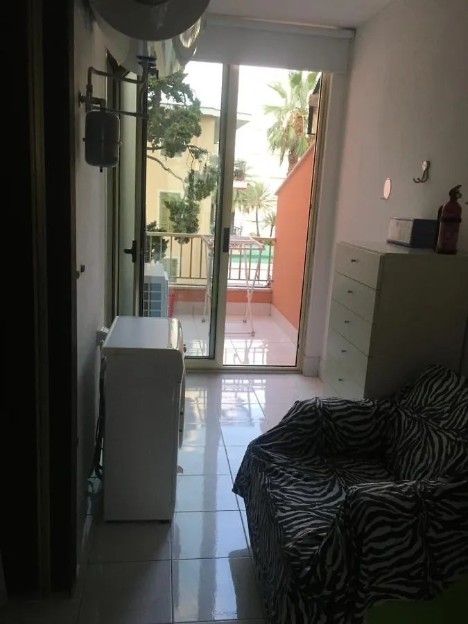Condominio Imperiale Sanremo 0*,
